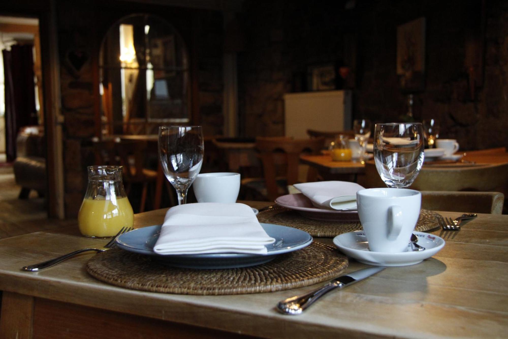 Zur Ewigen Lampe Romantisches Landhotel & Restaurant Nideggen Ngoại thất bức ảnh