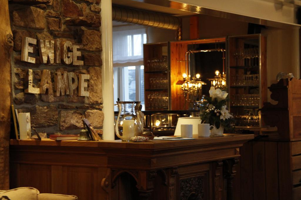 Zur Ewigen Lampe Romantisches Landhotel & Restaurant Nideggen Ngoại thất bức ảnh